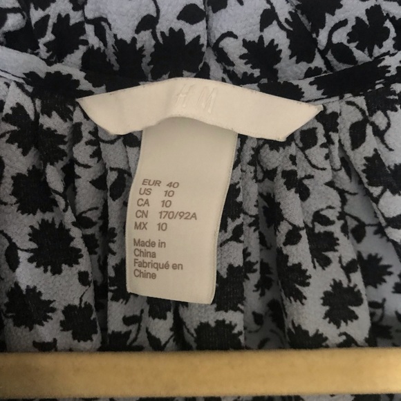 H&M mini dress, size US10 - Picture 4 of 5